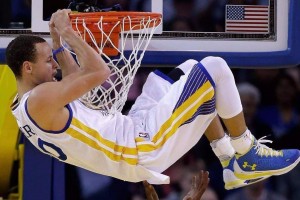 足球-蒂姆连续二十场比赛得分超过败北，日本队挑战极限！